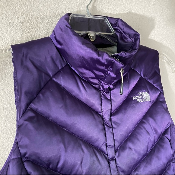 THE NORTH FACE Women Puffer Vest 550 Goose Down  Zip Up Winter Travel Purple M - Picture 8 of 11